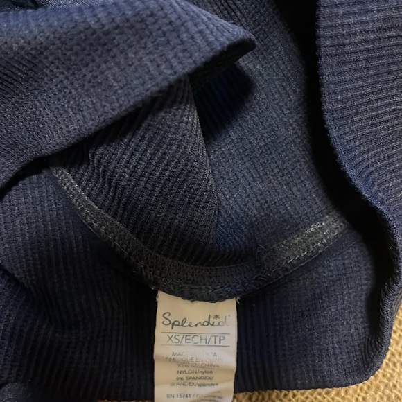 Splendid Distressed Leggings x 2 - Picture 3 of 5